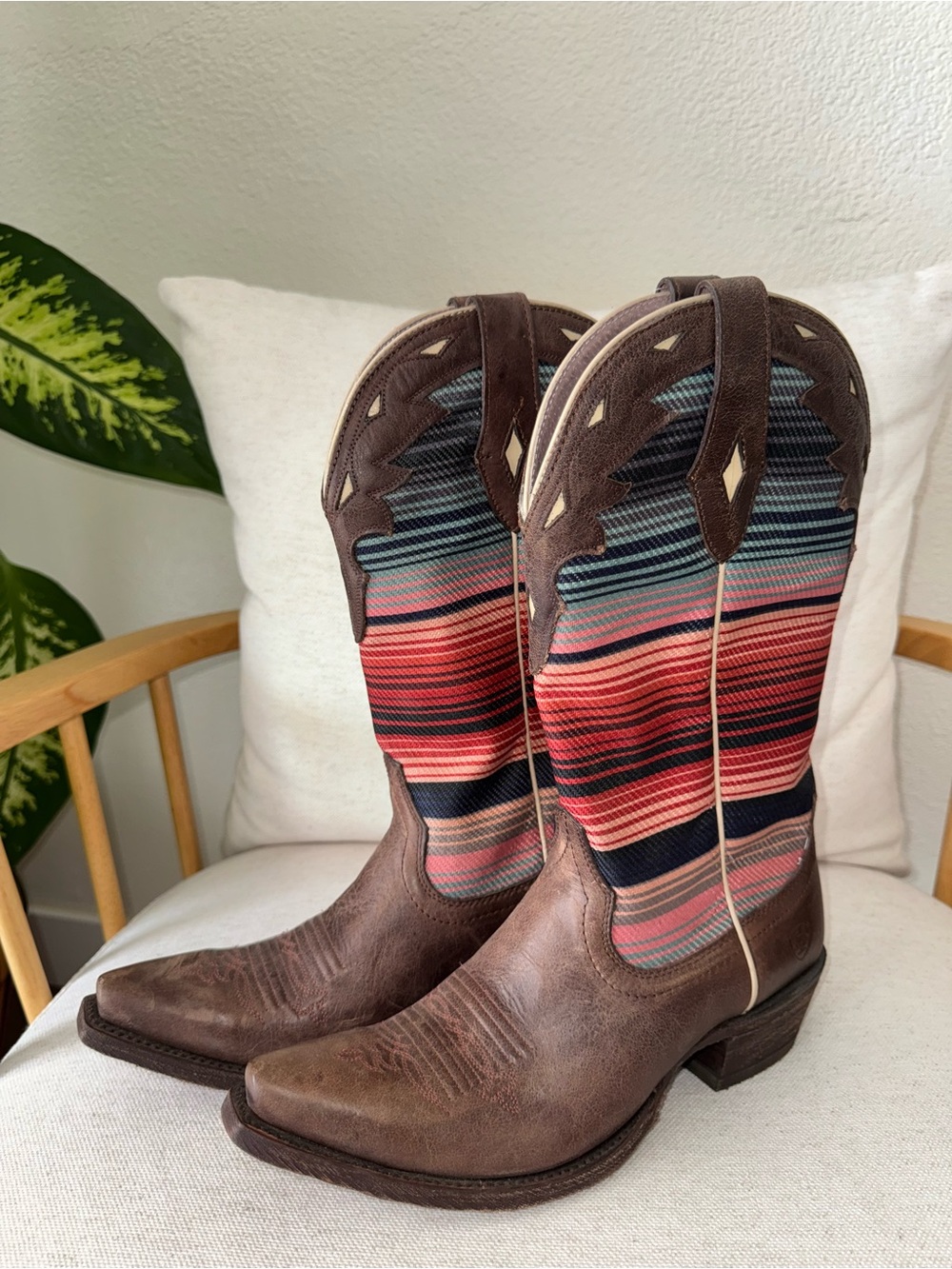 Ariat Circuit Serape Western Brown Leather Cowboy Boots Multicolor Shaft Sz 8
